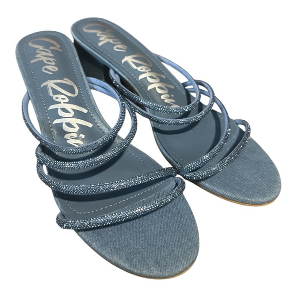 Cape Robbin Heloise Rhinestone Coated Mid Block Heels size 9 - Picture 3 of 6